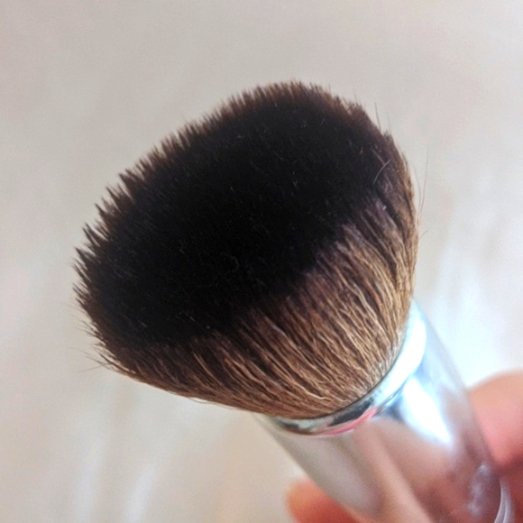 RARE Color Natural Hair Bare Escentuals (bareMinerals) Brush - New -1*test+clean - Picture 3 of 5